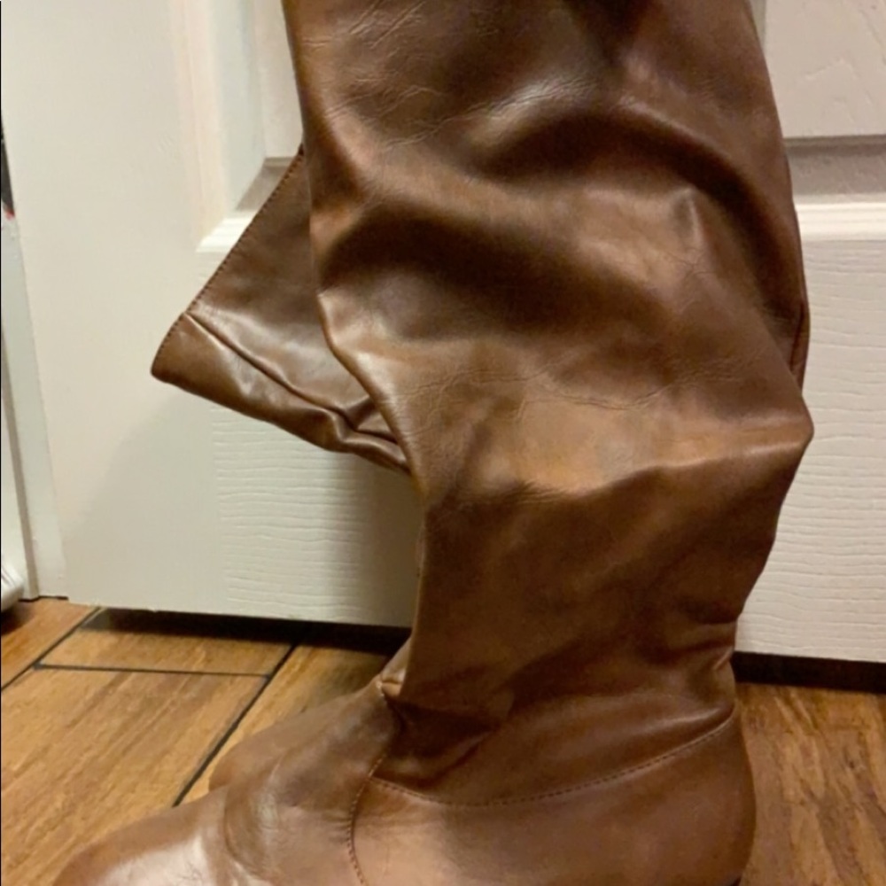 Leather slouch boots